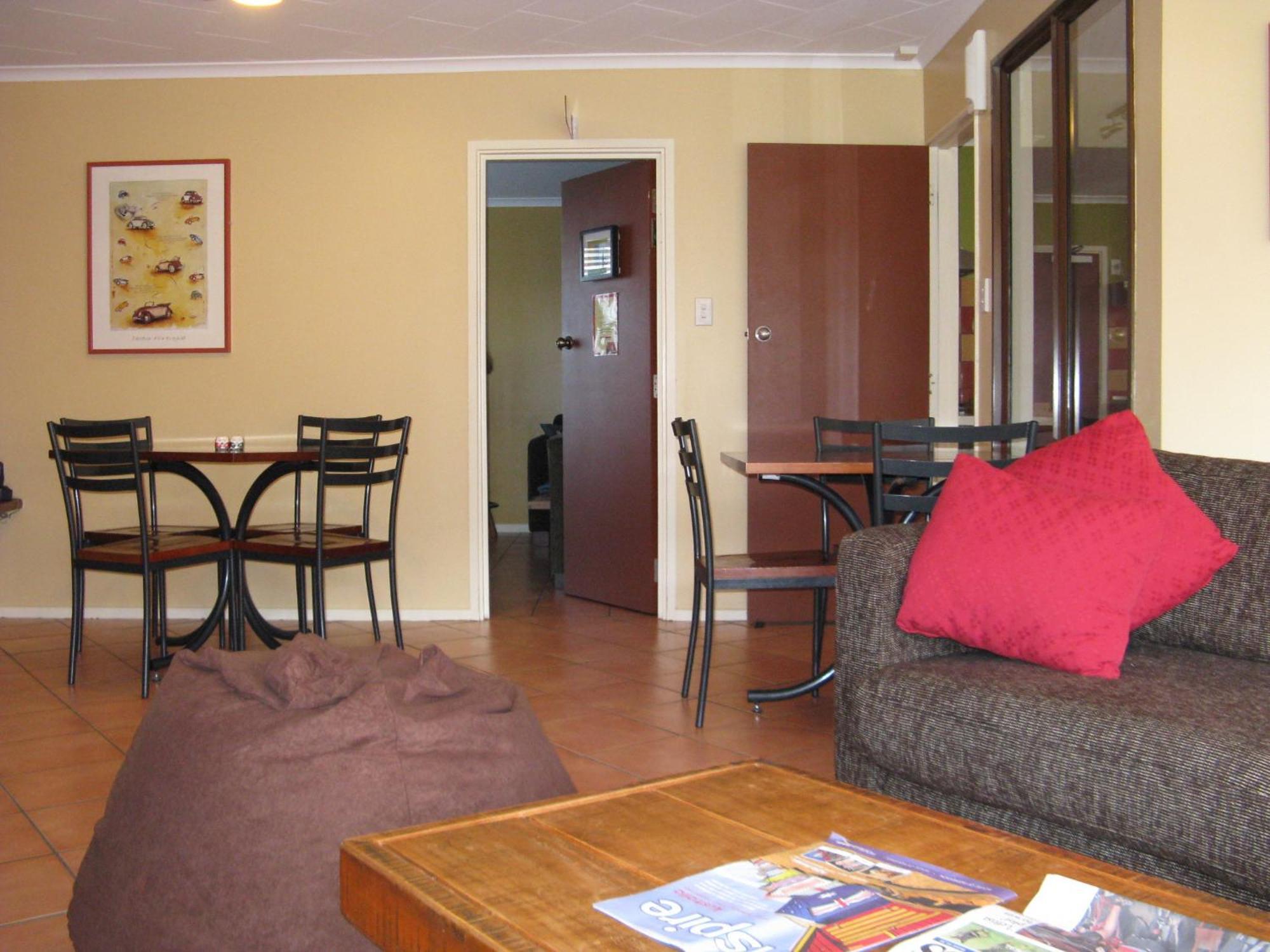 The Bug Backpackers Hostel Nelson Exterior photo